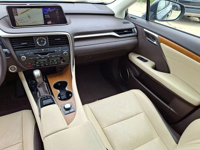 Used 2019 Gray Lexus 350 image 16