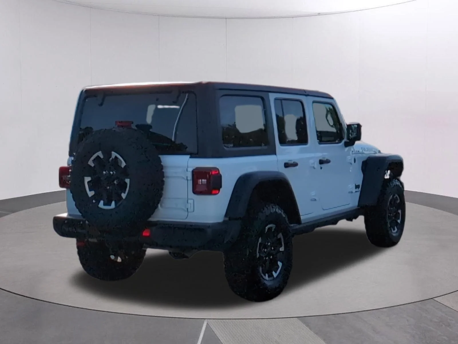 Used 2026 Bright White Clearcoat Jeep Rubicon image 6