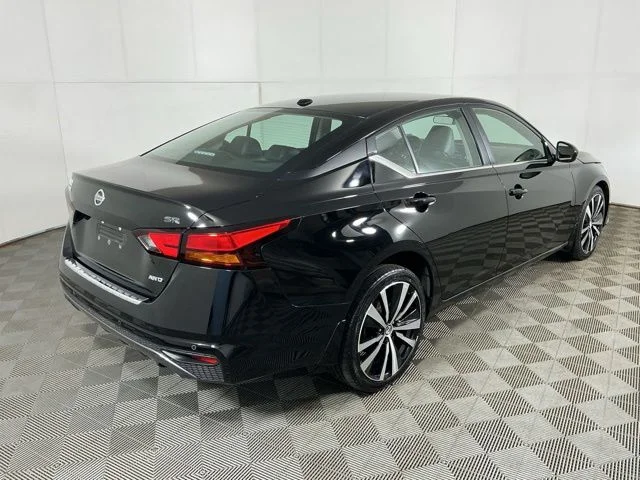 Certified Used 2022 Black Nissan 2.5 SR image 7