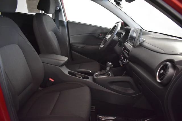 2022 Hyundai Kona SEL - Photo 13