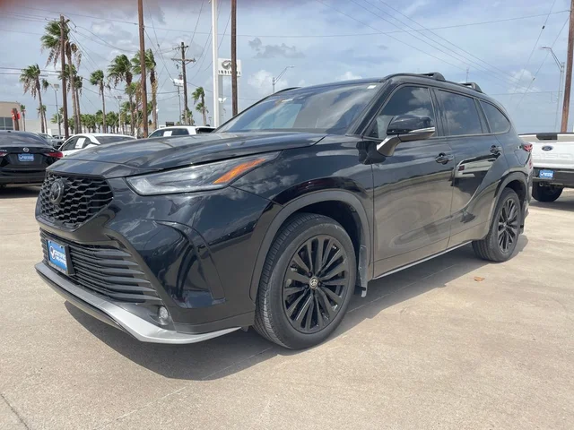 2023 Toyota Highlander XSE