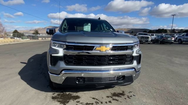New 2026 Sterling Gray Metallic Chevrolet LT image 3