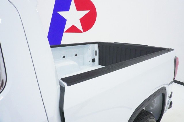 New 2026 Summit White GMC SLE image 7