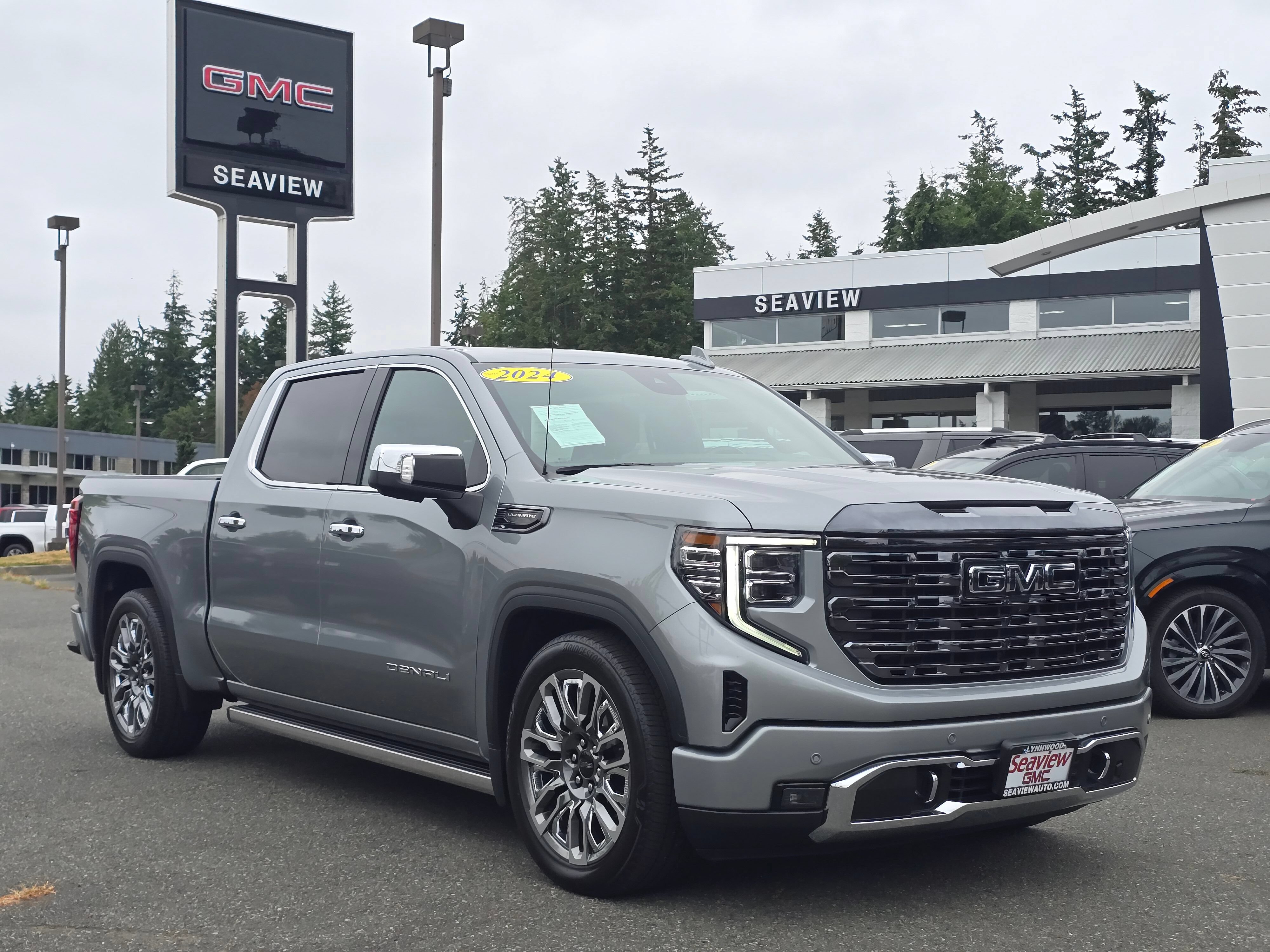 2024 GMC Sierra 4WD Crew Cab Short Box Denali Ultimate's photo