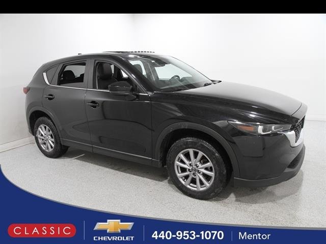 2023 Mazda CX-5 S Preferred package