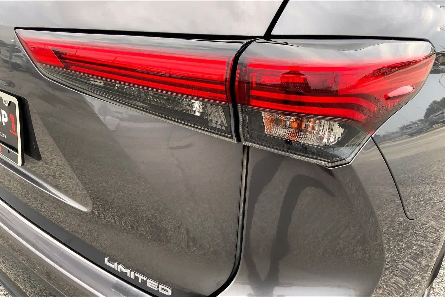 Used 2020 Magnetic Gray Metallic Toyota Limited image 30