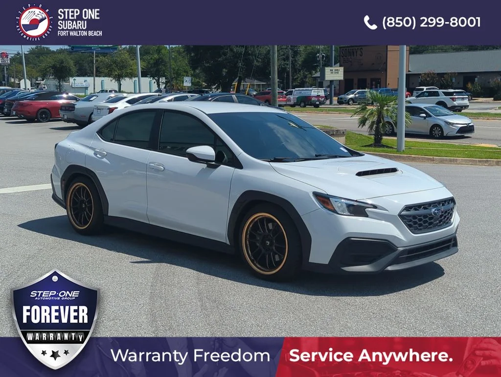 Used 2023 White Subaru Base image 9
