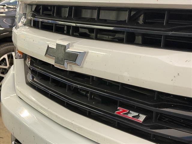 Used 2017  CHEVROLET LT image 5
