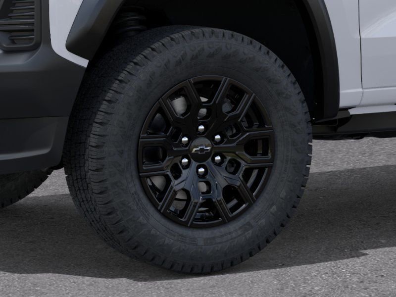 New 2026 Summit White Chevrolet Trail Boss image 9