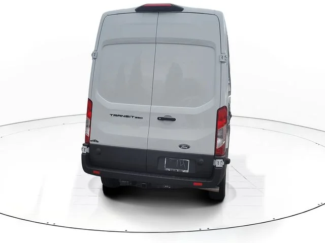New 2026 Oxford White Ford Base image 6