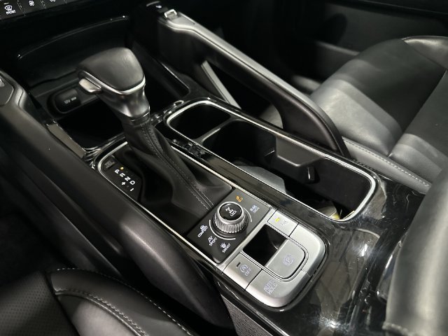 Used 2025 Gray Kia S image 27