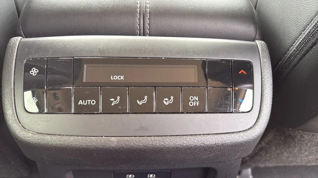 Certified Used 2023 Super Black Nissan SL image 13