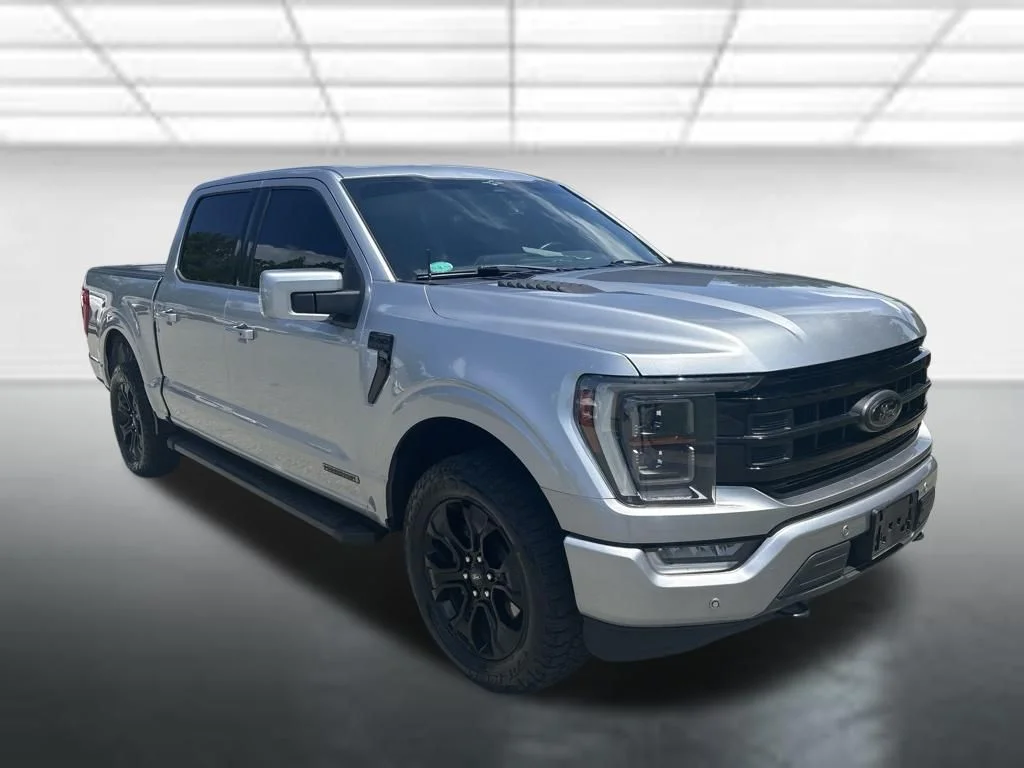 Used 2023 Silver Ford Lariat image 9