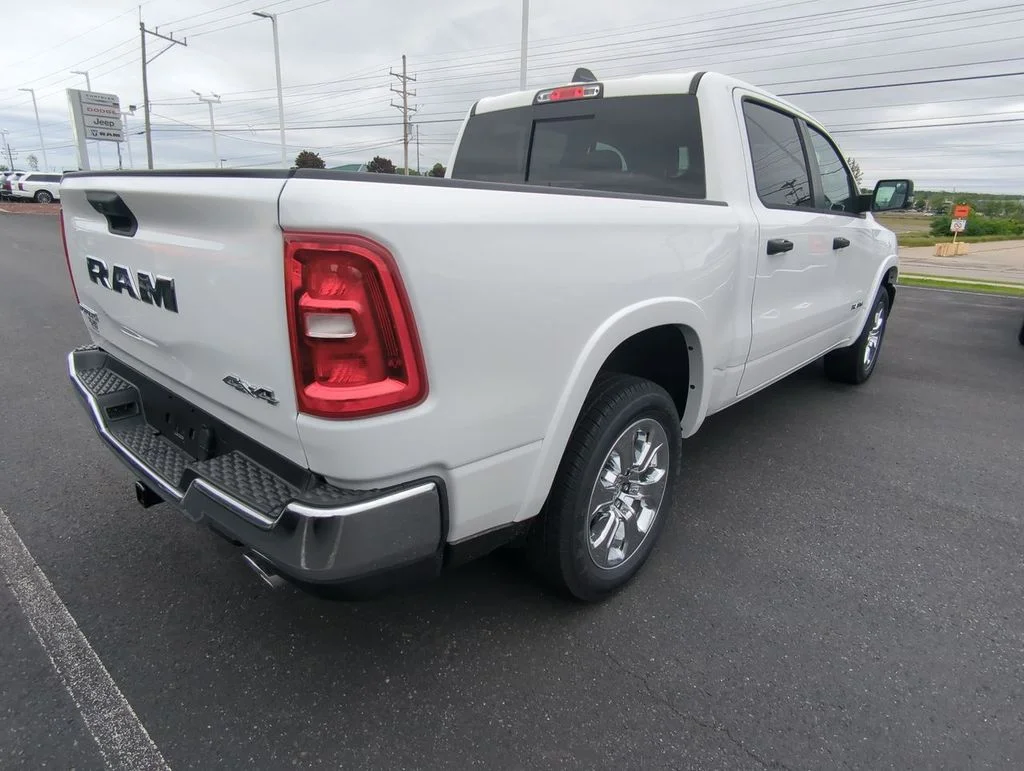 New 2026 Bright White Clear-Coat Exterior Paint RAM Big Horn/Lone Star image 8