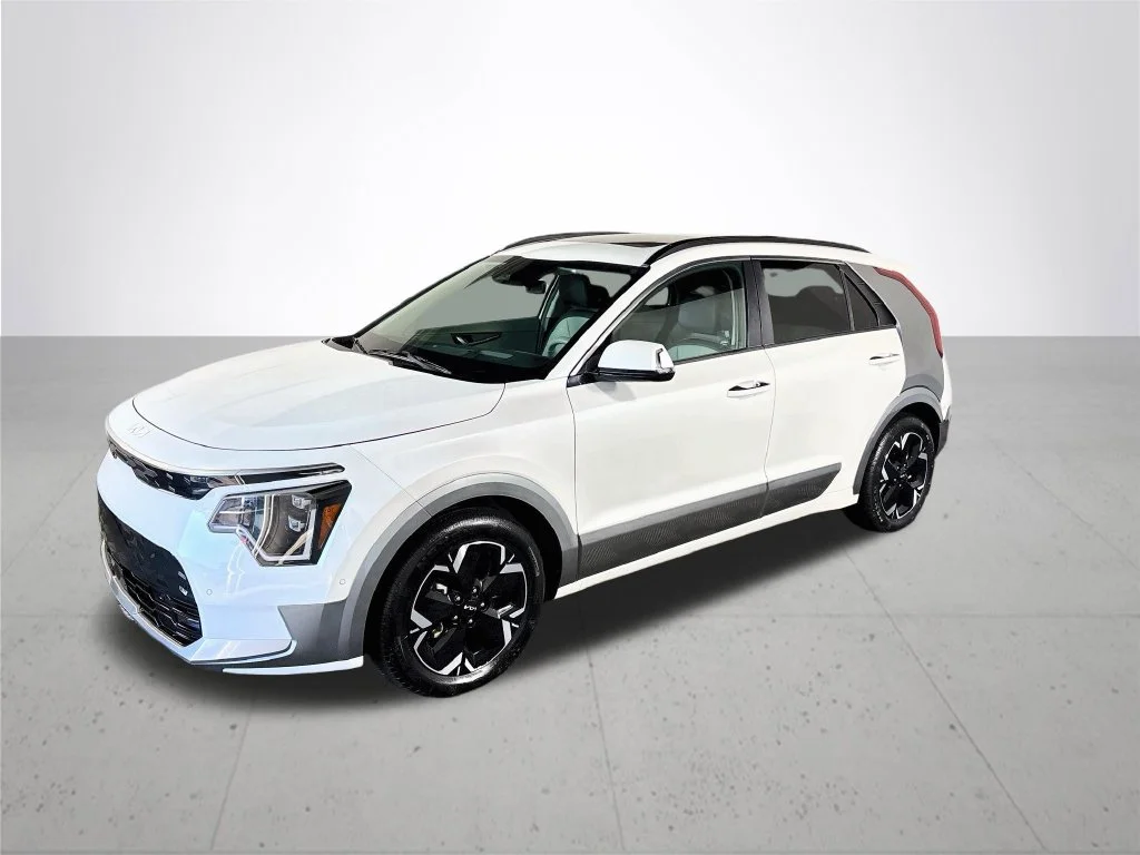 Certified 2023 Kia Niro Wave with VIN KNDCT3L19P5017435 for sale in Vancouver, WA