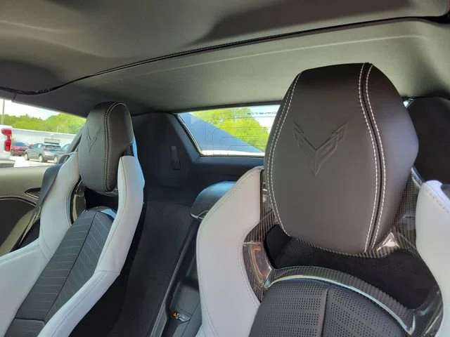 New 2026 Arctic White Chevrolet 2LT image 17