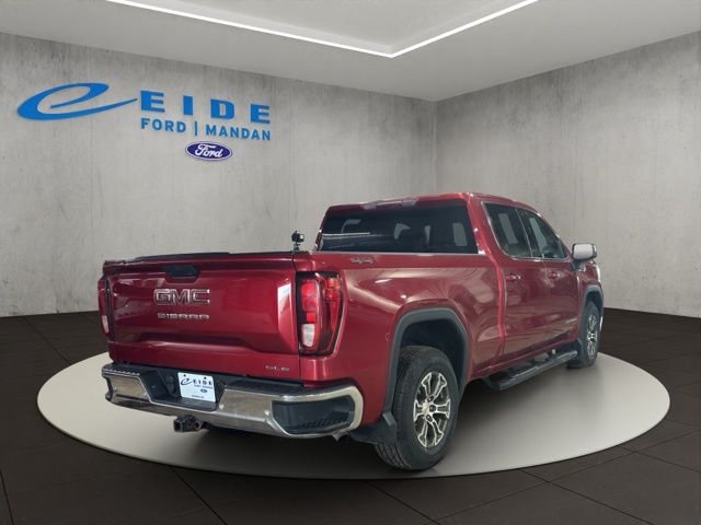 Used 2019 Red GMC SLE image 11