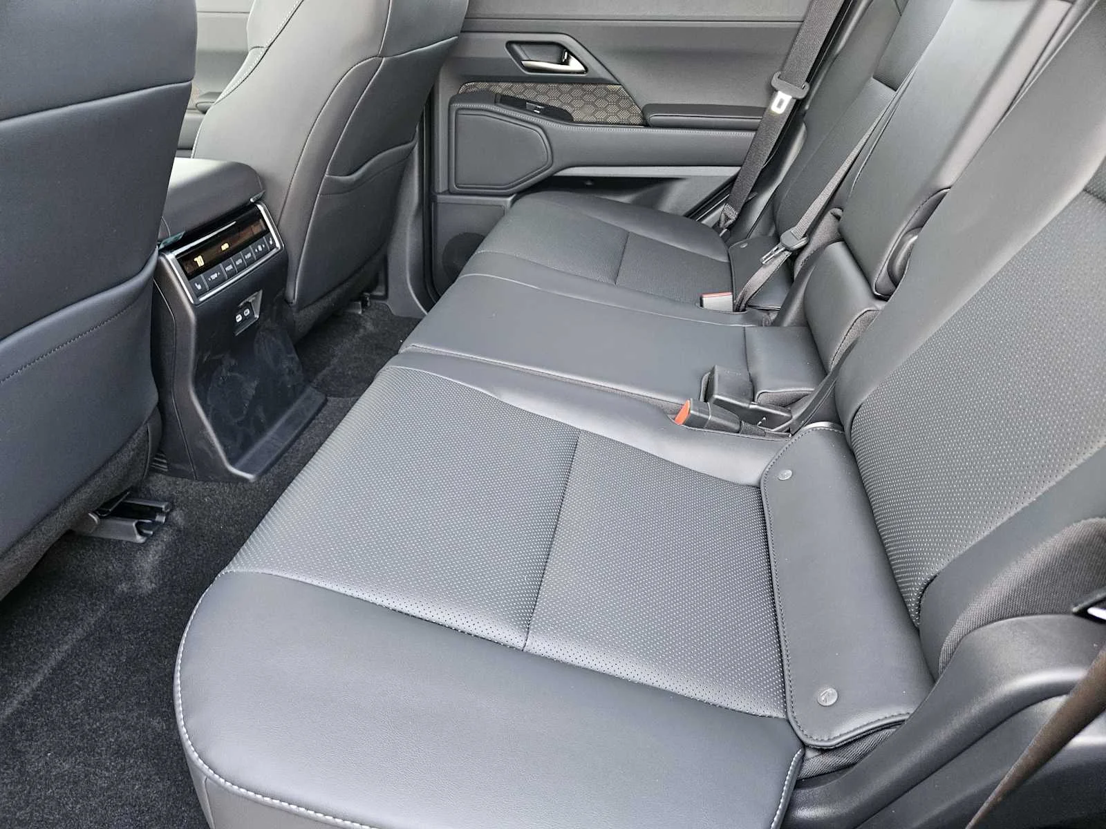 Certified Used 2026 INCOGNITO Lexus Premium+ image 21
