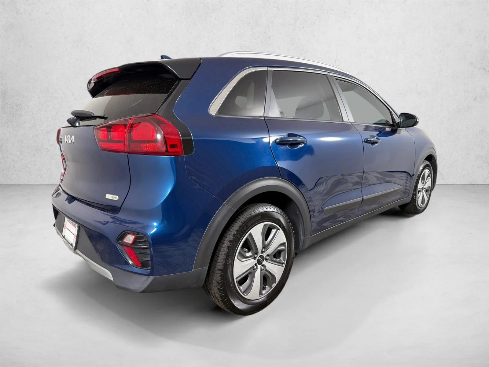 Used 2022 Blue Kia LX image 3