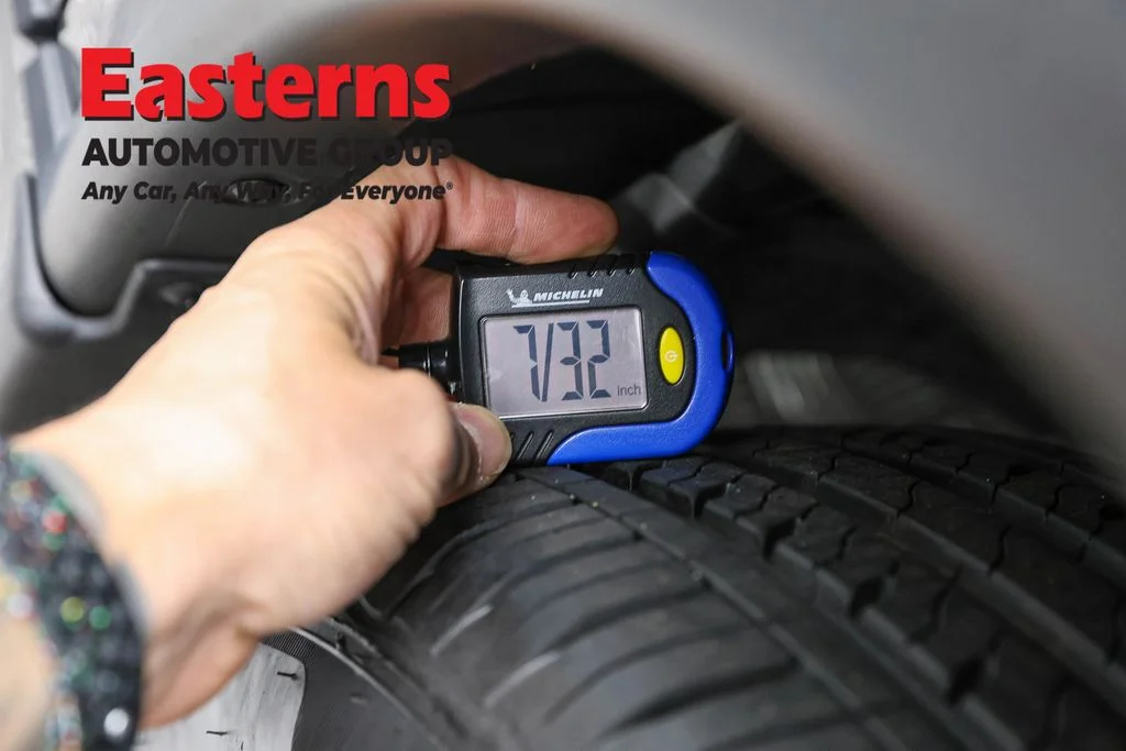 Used 2023 Gray Nissan SV image 28