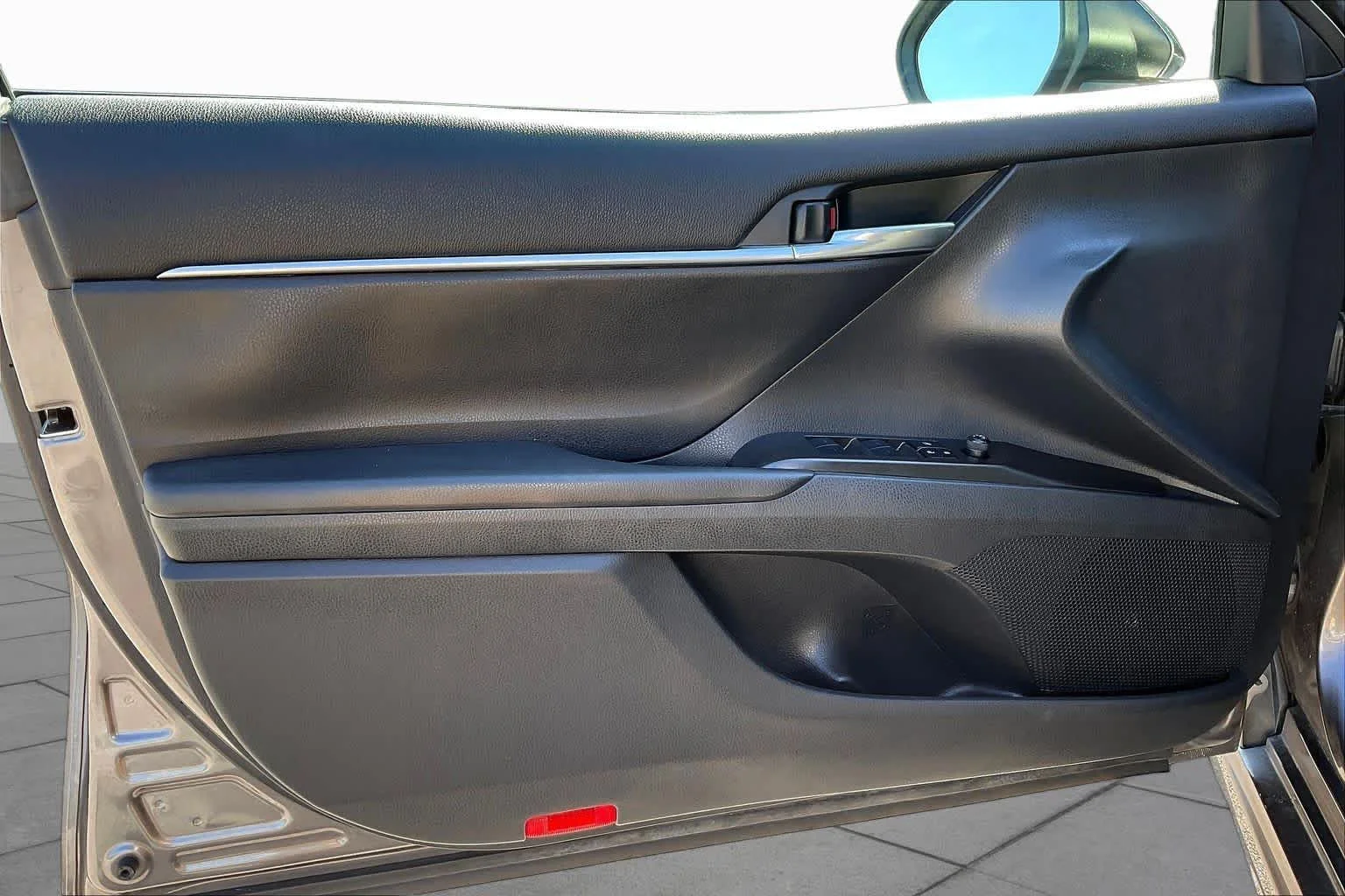 Used 2024 Predawn Gray Mica Toyota SE image 21
