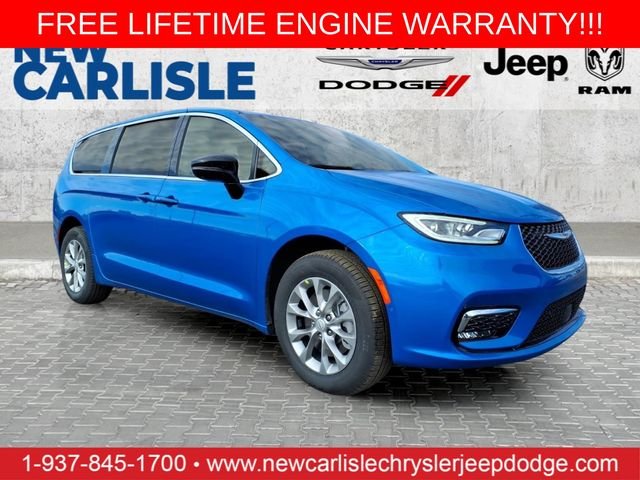 2026 Chrysler Pacifica Select AWD's photo