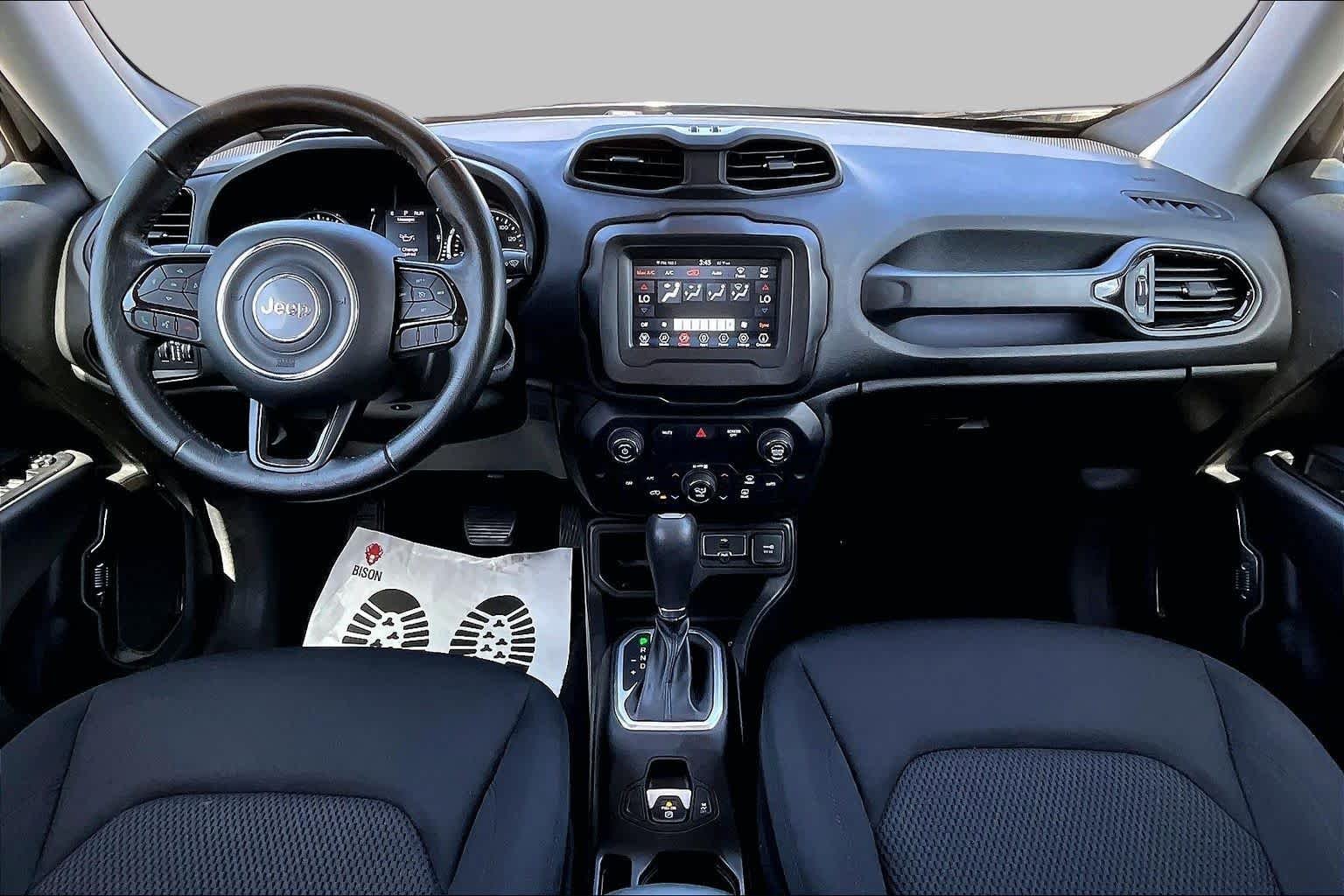 Used 2020 Black Clearcoat Jeep Altitude image 15