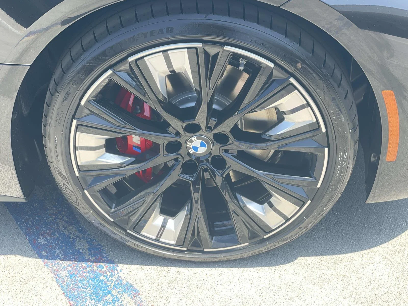 New 2026 Black Sapphire Metallic BMW M440i image 7