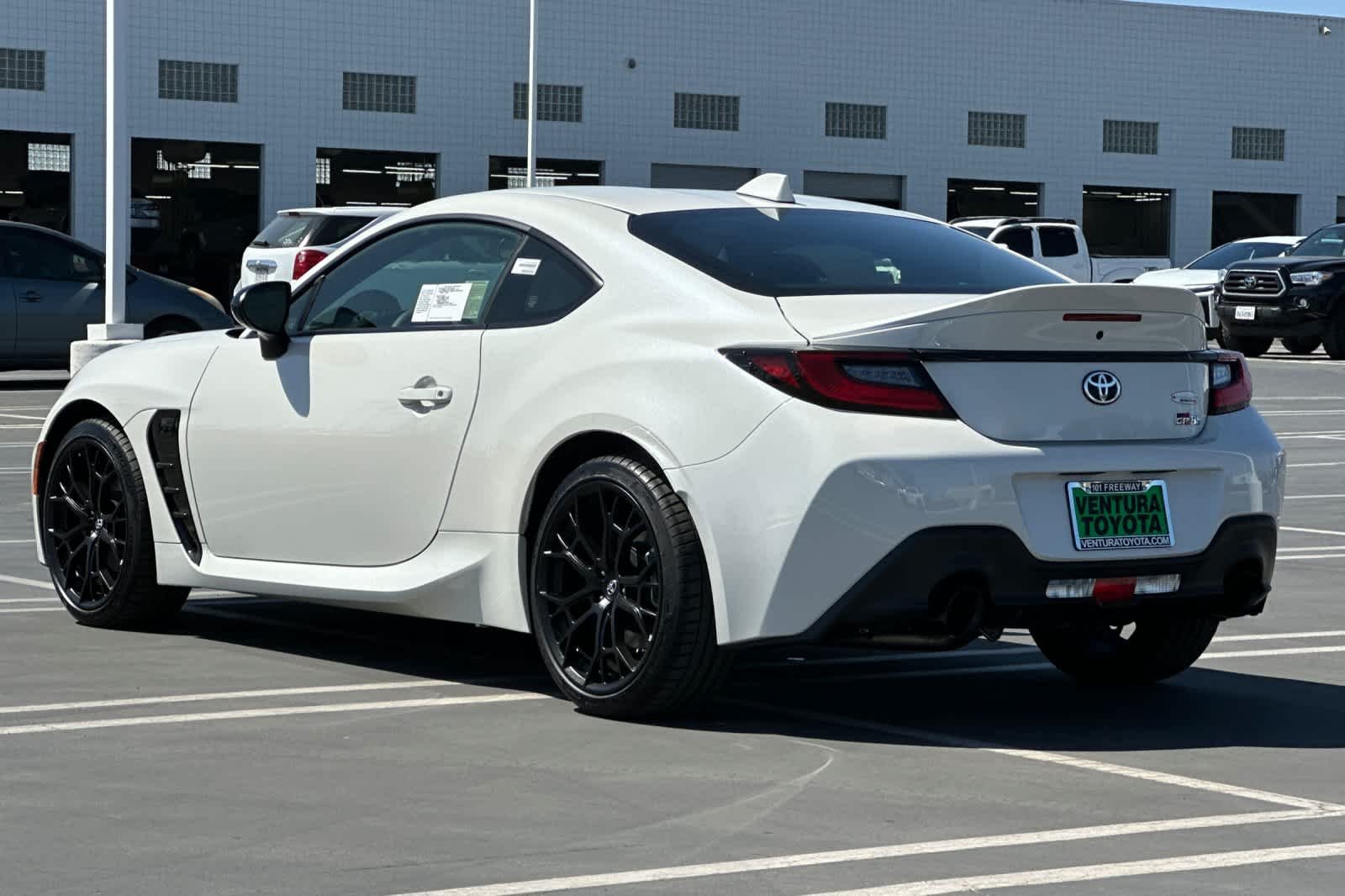 New 2026 Halo <sup>1</sup> Toyota  Premium MT image 6