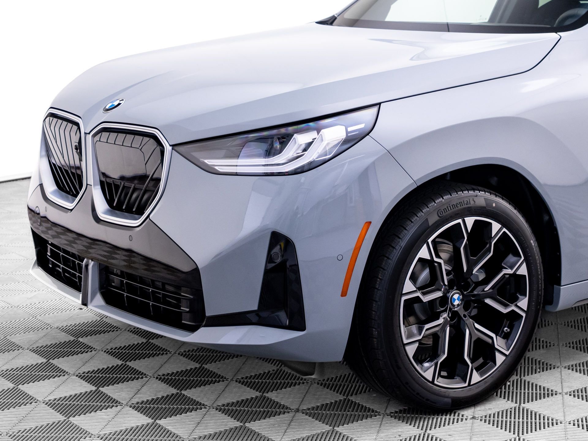 New 2026 Brooklyn Grey Metallic BMW 30 xDrive image 39