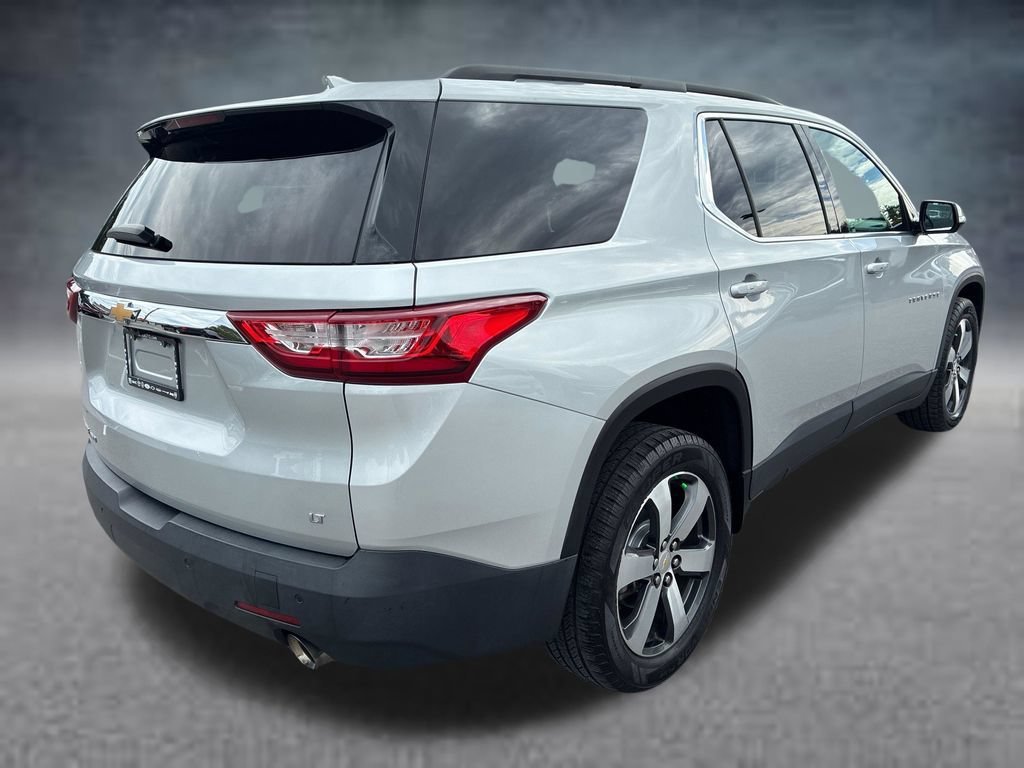 Used 2020 SILVER ICE METALLIC Chevrolet LT Leather image 5