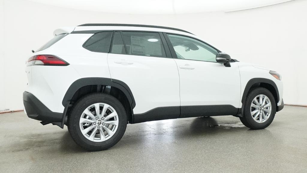 New 2026 Wind Chill Pearl Toyota LE image 22