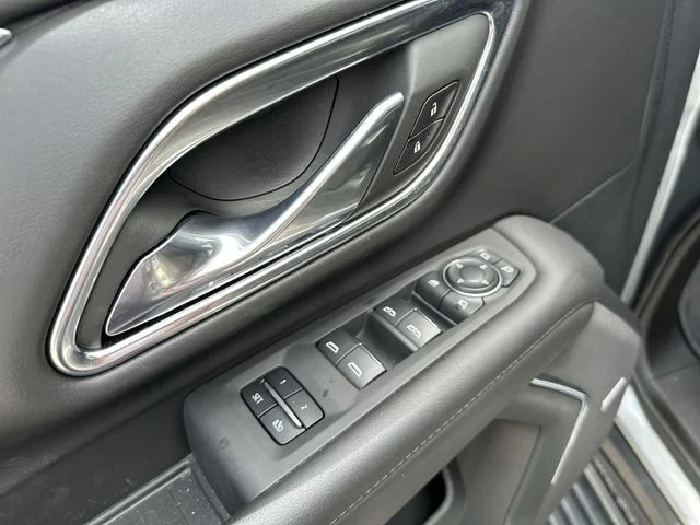 Used 2024 Gray Chevrolet High Country image 17