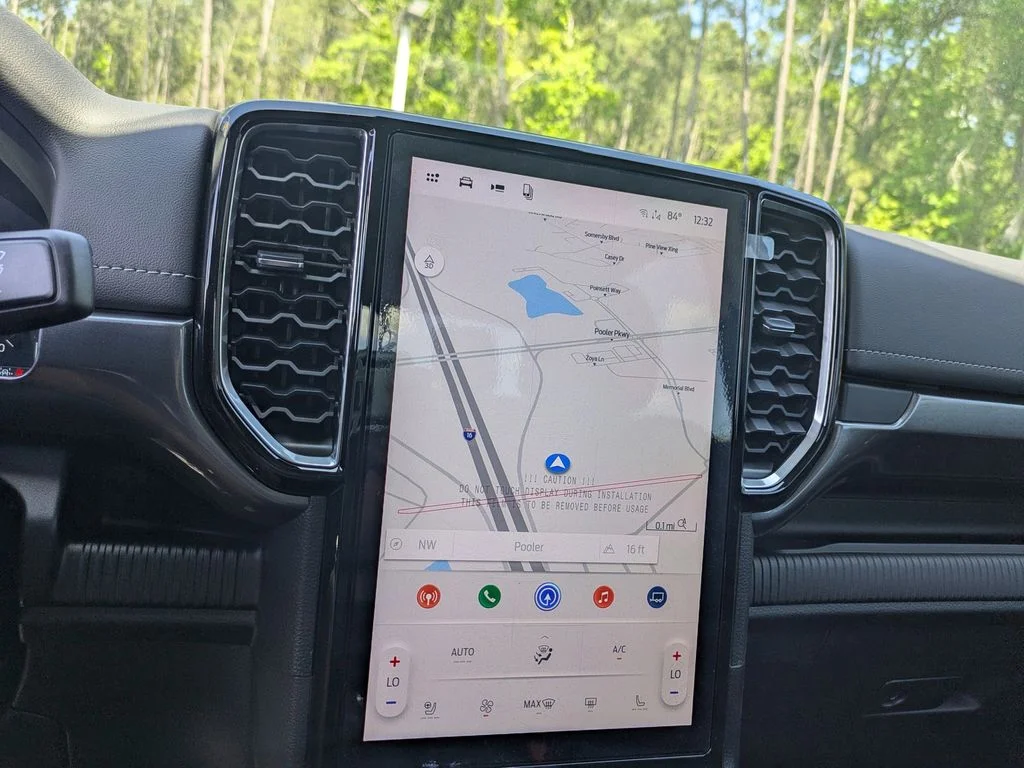 New 2026 Avalanche Ford Lariat image 23