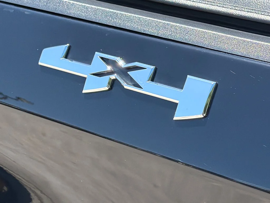 2024 GMC Sierra 1500 Elevation - Photo 11