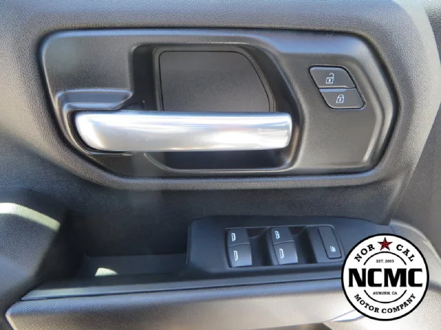Used 2025 White Chevrolet Work Truck image 15