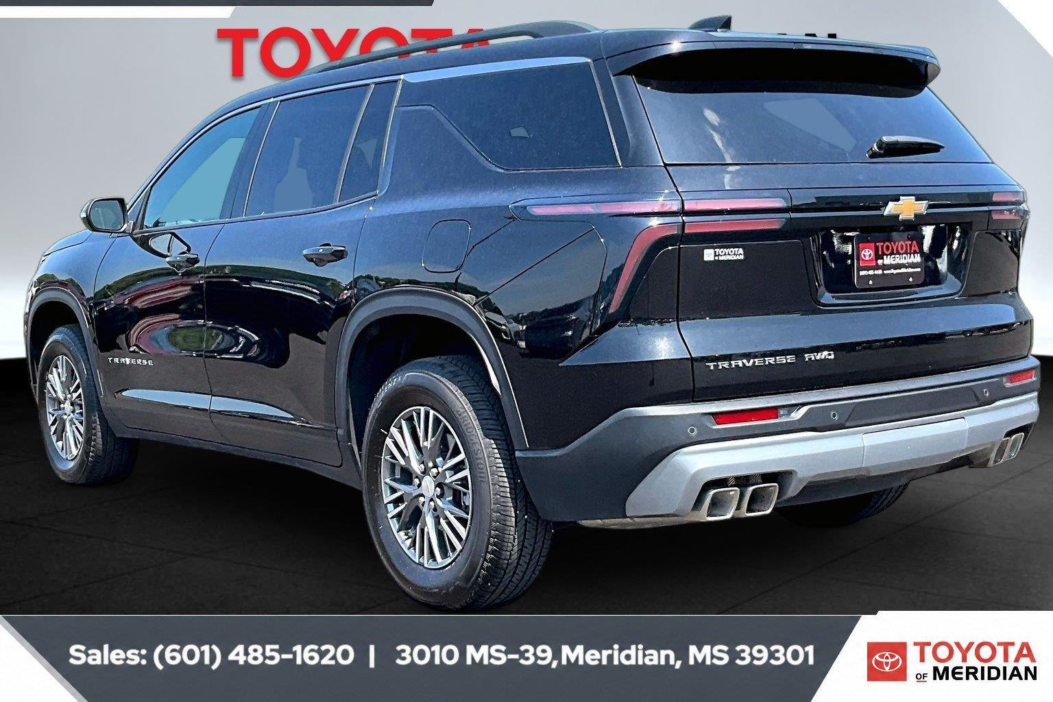 Used 2026 Mosaic Black Metallic Chevrolet AWD LT image 2