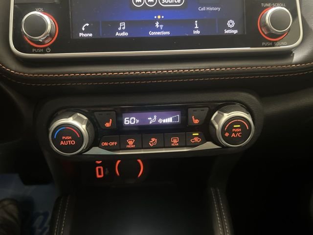 Used 2019 White Nissan SR image 16