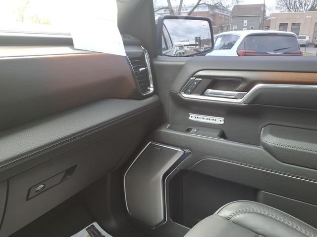 Used 2024 Black GMC Denali image 26
