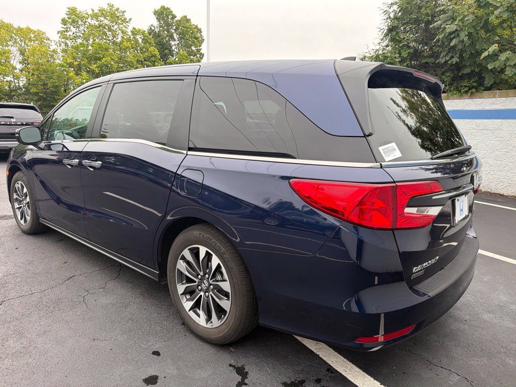 2024 Honda Odyssey EX-L - Photo 3
