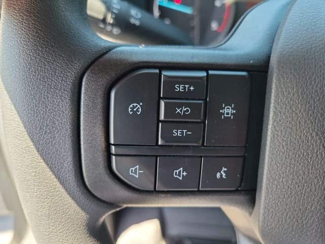 New 2026 Oxford White Ford F-550® XL image 5