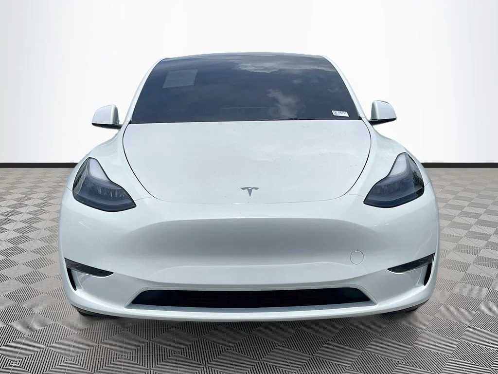 Used 2024 Tesla Model Y Long Range with VIN 7SAYGDED7RF197736 for sale in Miami, FL