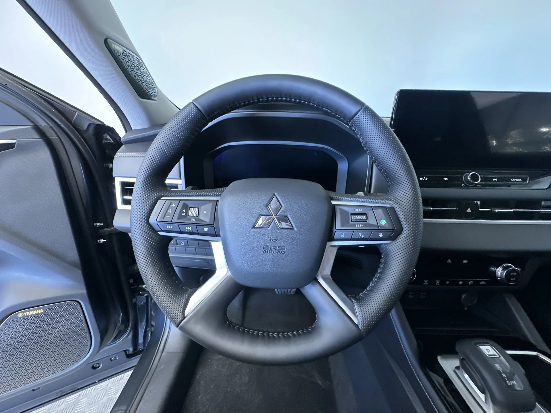 New 2026 Graphite Gray Mitsubishi SE 1.5T S-AWC image 16