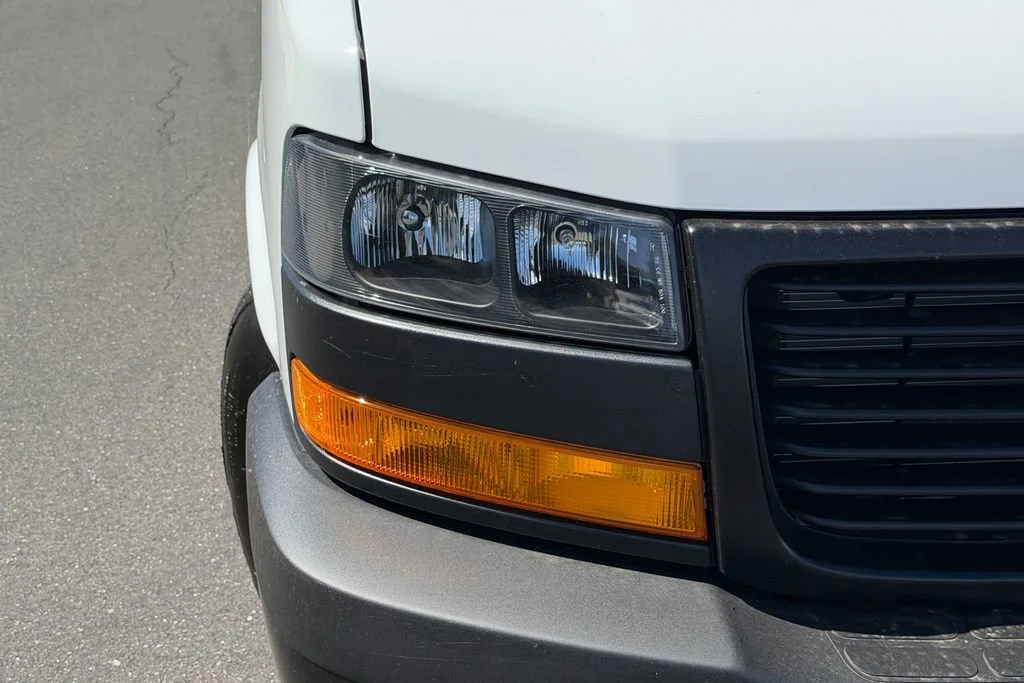 New 2026 Summit White GMC Work Van image 4