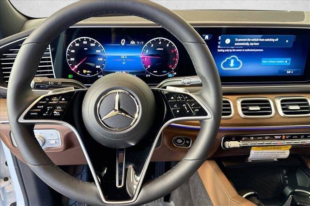 New 2026 MANUFAKTUR Moonlight White Metallic Mercedes-Benz GLE 450 image 41