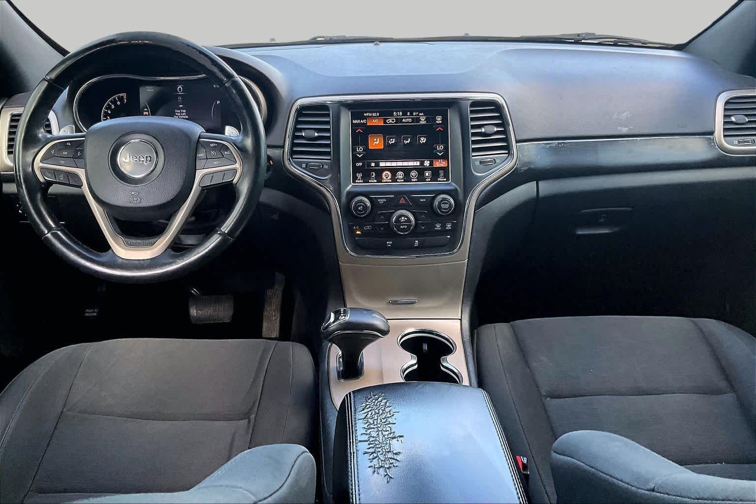 Used 2014 Bright White Clearcoat Jeep Laredo image 12