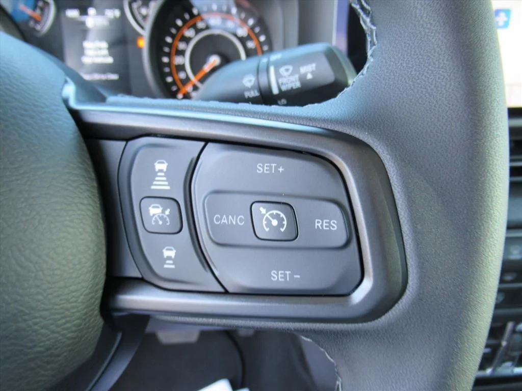 New 2026 Hydro Blue Pearl-Coat Exterior Paint Jeep Sport S image 23