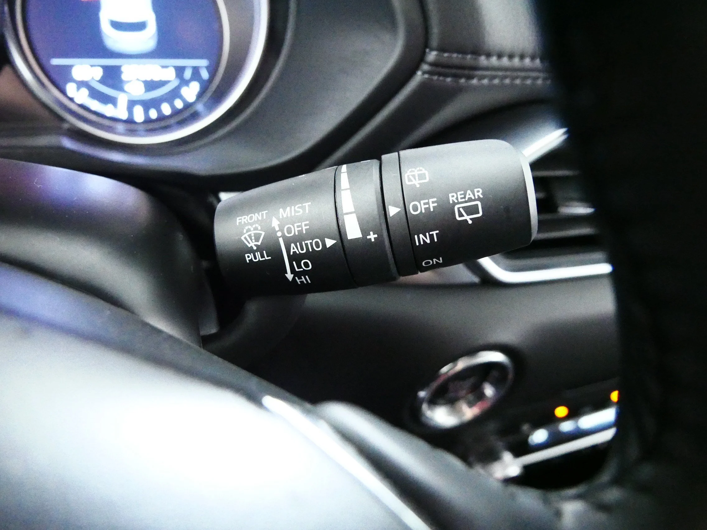 Used 2025 Jet Black Mica Mazda 2.5 S Preferred Package image 30