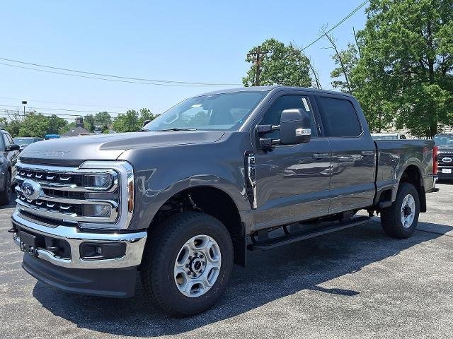New 2026 Carbonized Gray Metallic Ford F-250® XLT image 22