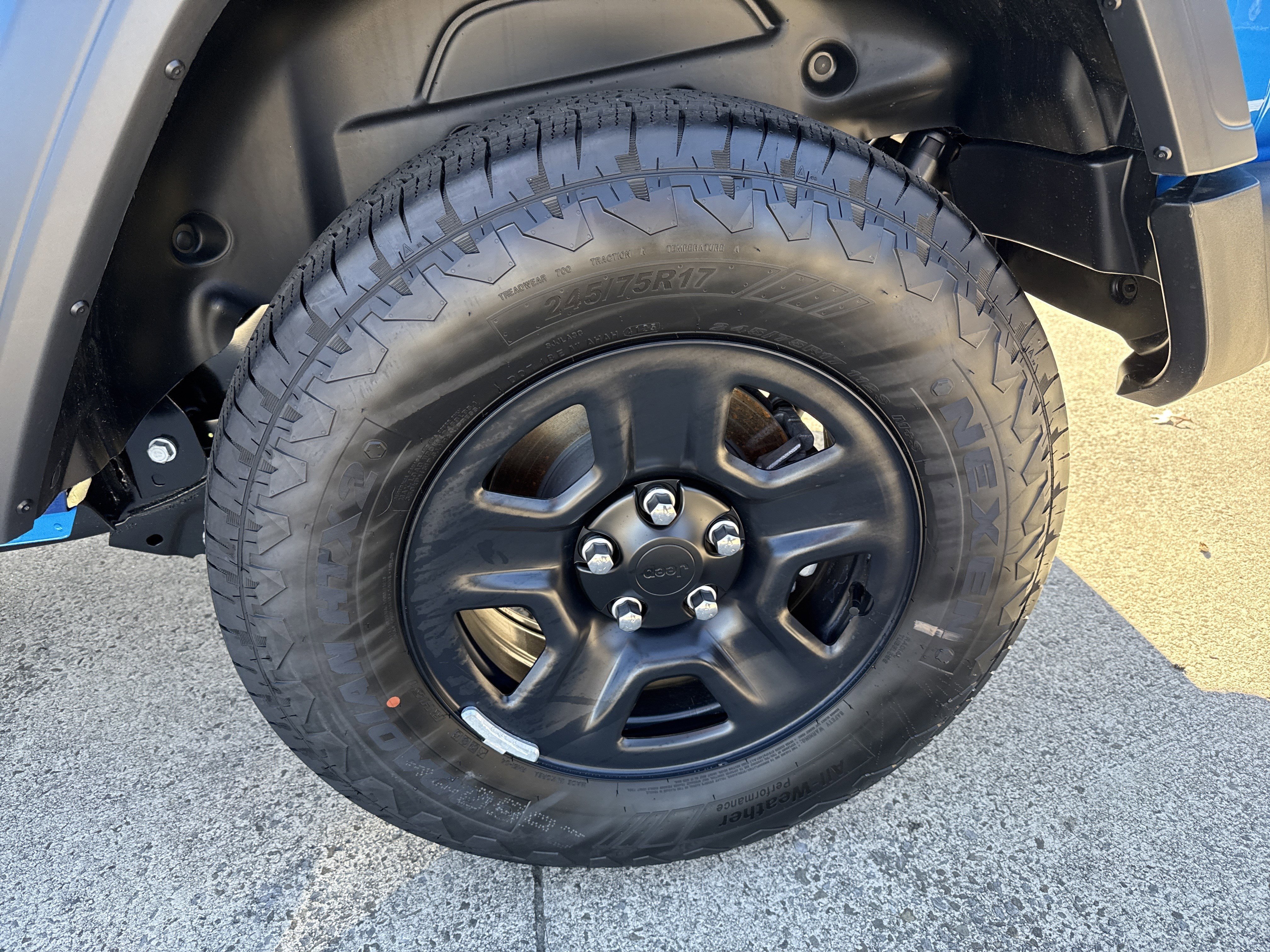 New 2026 Hydro Blue Pearlcoat Jeep Sport image 21